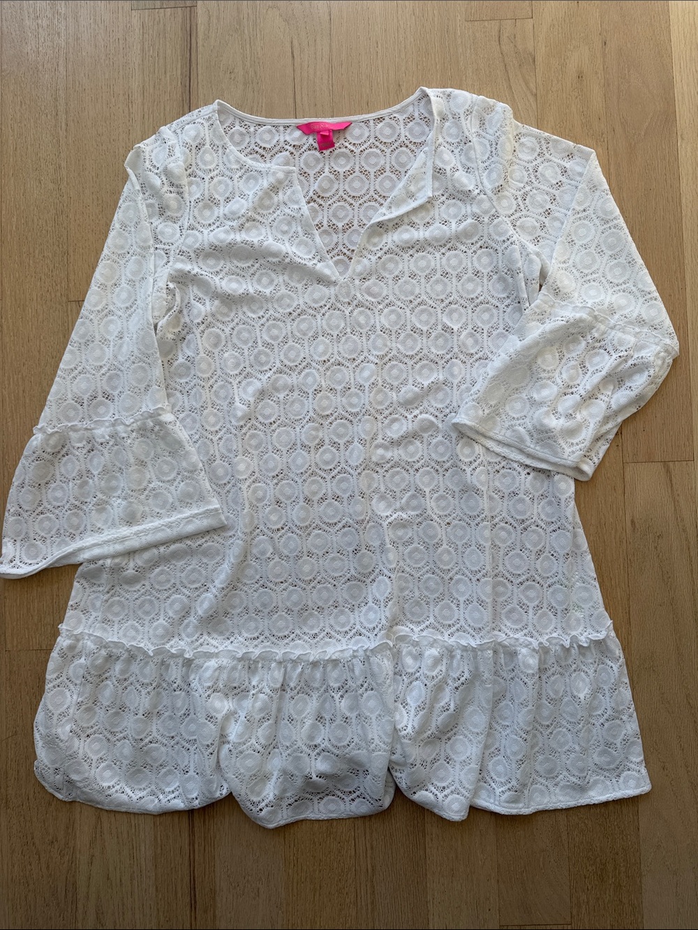 Lilly Pulitzer White Lace Ruffle Hem Swim Coverup